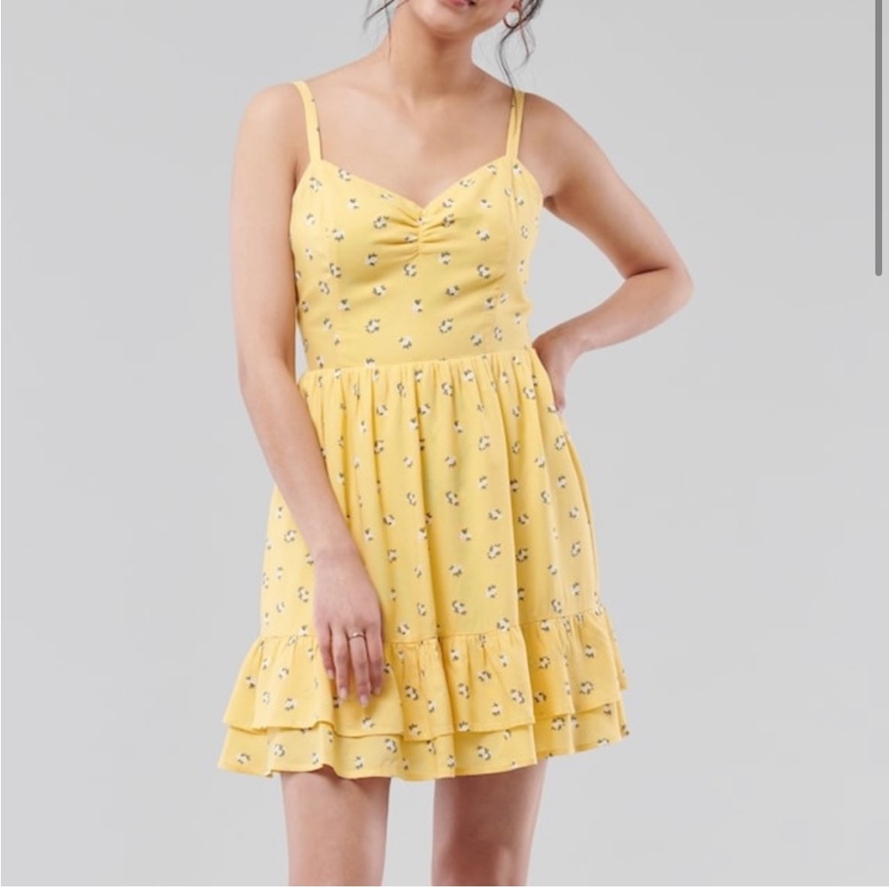 NWT Hollister Floral Yellow Ruffle Bow Tie Back Sleeveless Tank Top Dress M